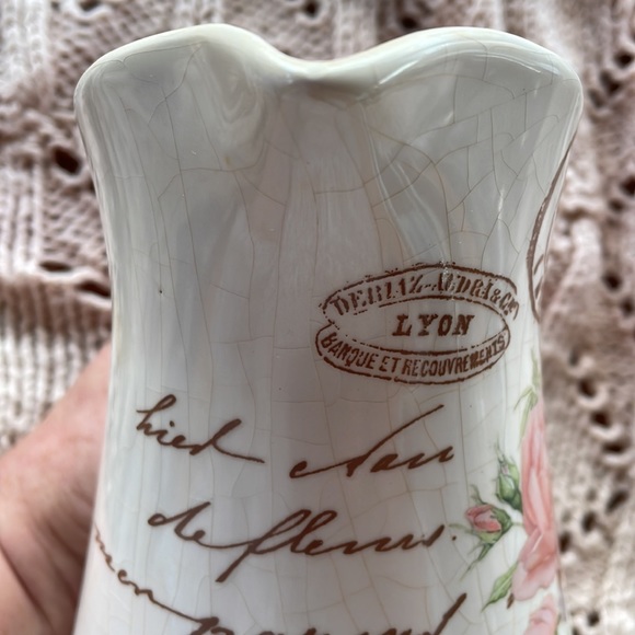 Teleflora Gift French Country Rose Pitcher Vase. Vintage in Good Condition. - Picture 10 of 12